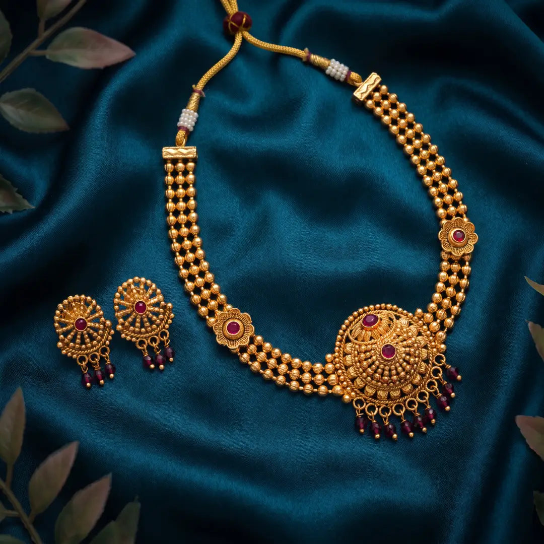 Choker with Earrings Matt polish - Free size